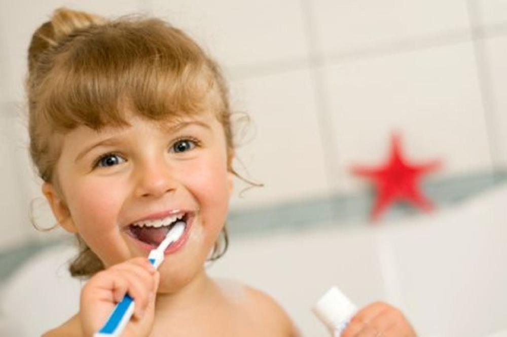 Pierwsza wizyta dziecka u stomatologa